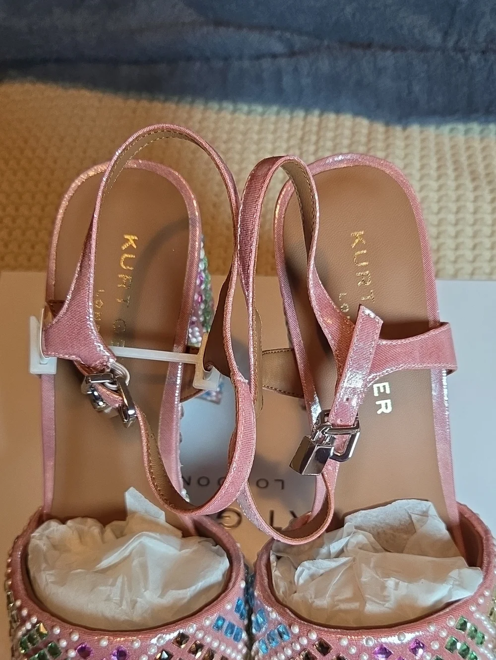 Kurt Geiger London Brixton Platform Heel Sandal Shoe Pink Embellished Sz 9.5